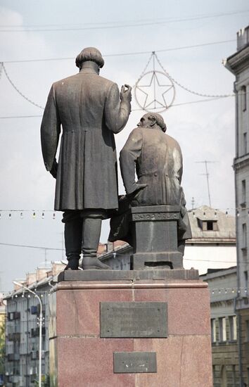 monument Cherepanovs