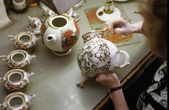 Lomonosov factory painter teapots