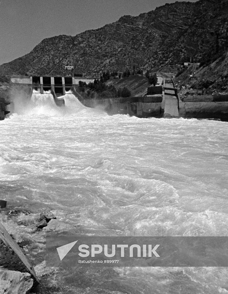 DAM RIVER