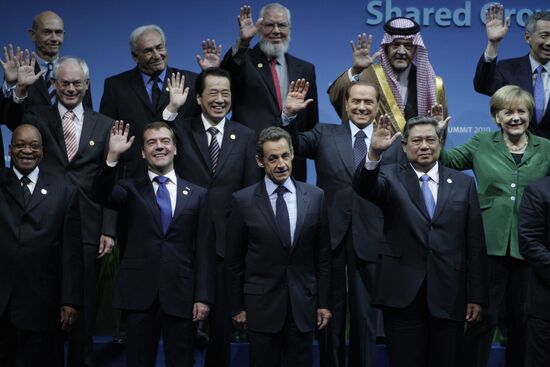 Dmitry Medvedev attends G20 summit in Seoul