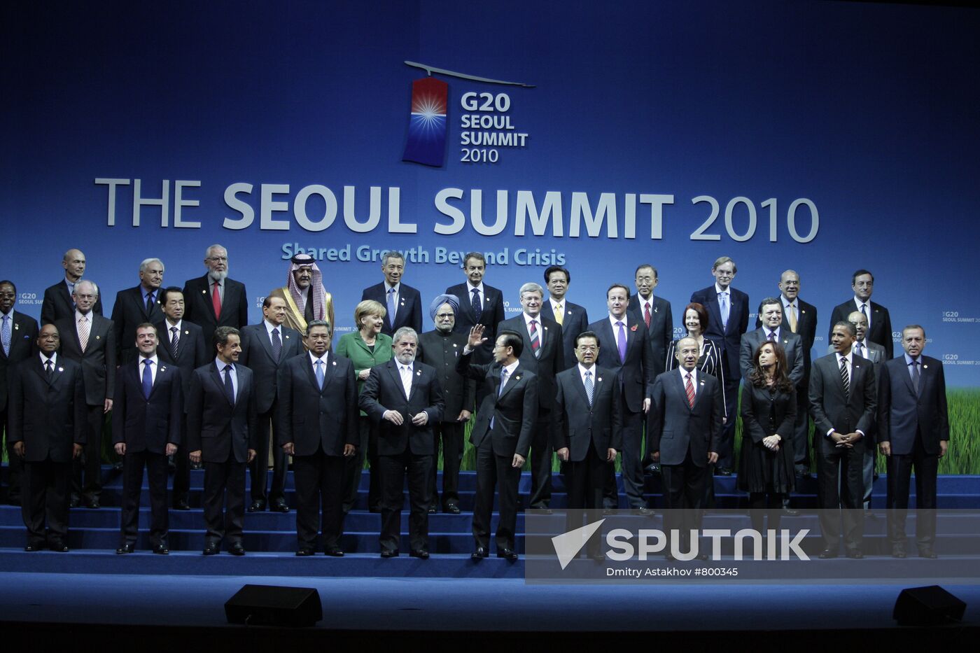 Dmitry Medvedev attends G20 summit in Seoul
