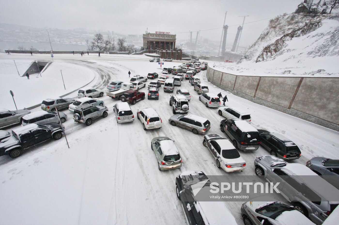 Heavy snowfall in Vladivostok