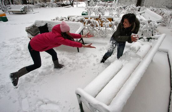 Heavy snowfall in Vladivostok