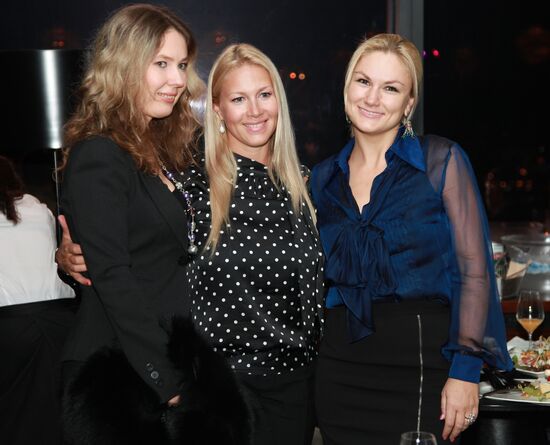 Yekaterina Polozova, Yekaterina Odintsova and Alla Ruga