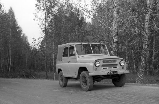 UAZ-469