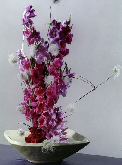 Sunset ikebana arrangement