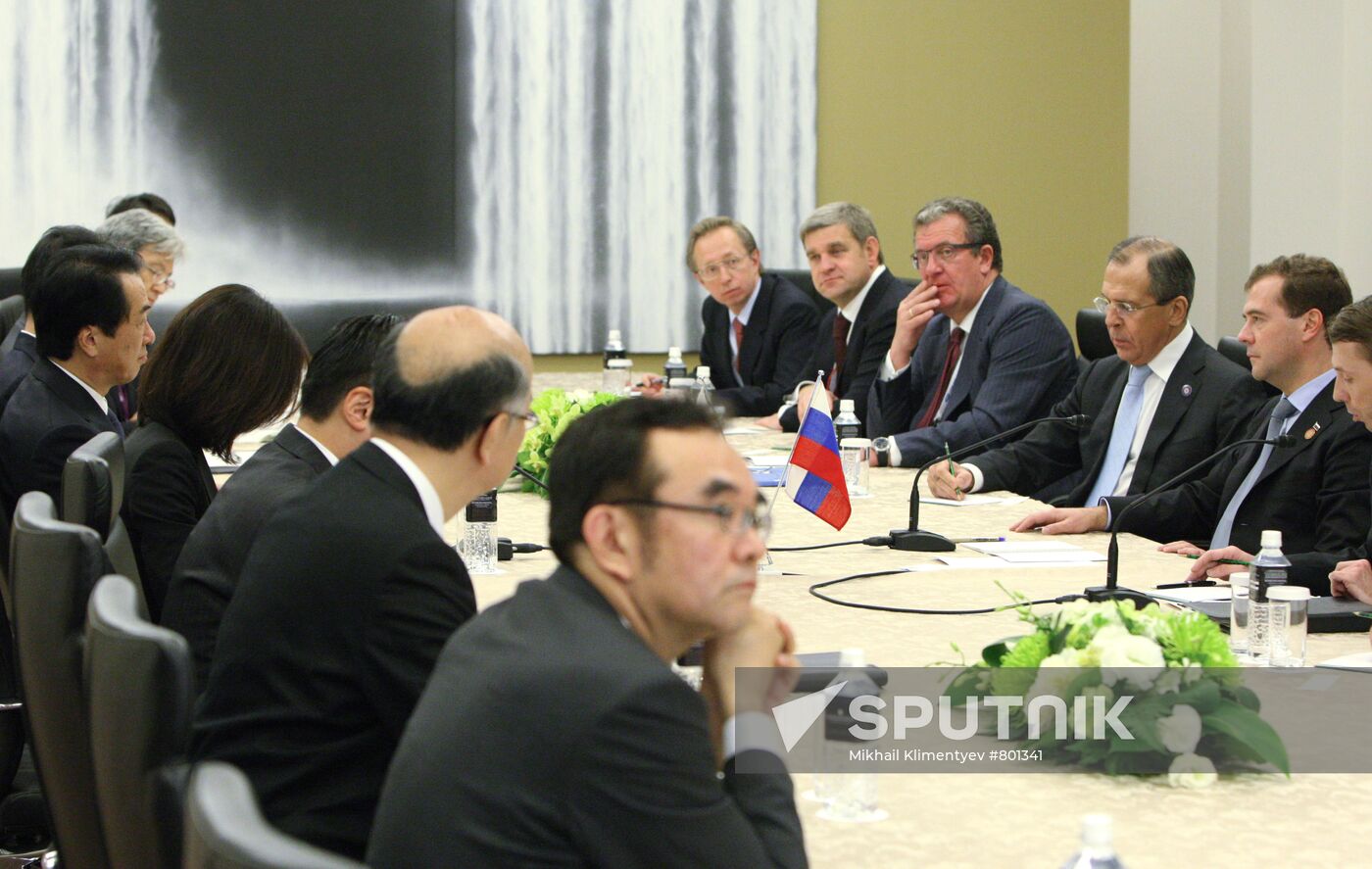 Dmitry Medvedev arrives for APEC summit in Japan