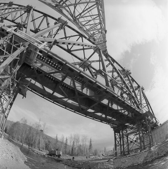 Bridge over Tyya River