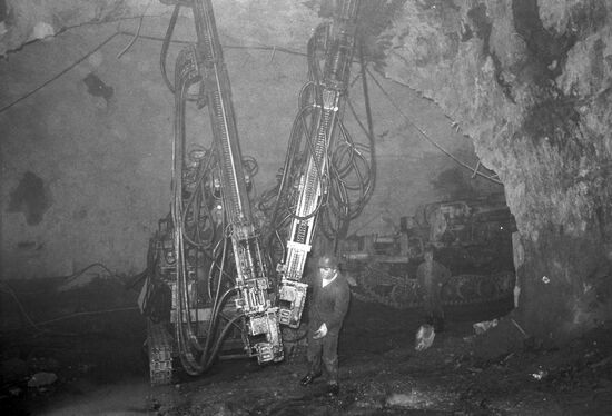 Tunnel-boring machine 1SBU-2K