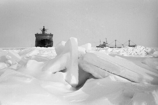 Arktika nuclear icebreaker