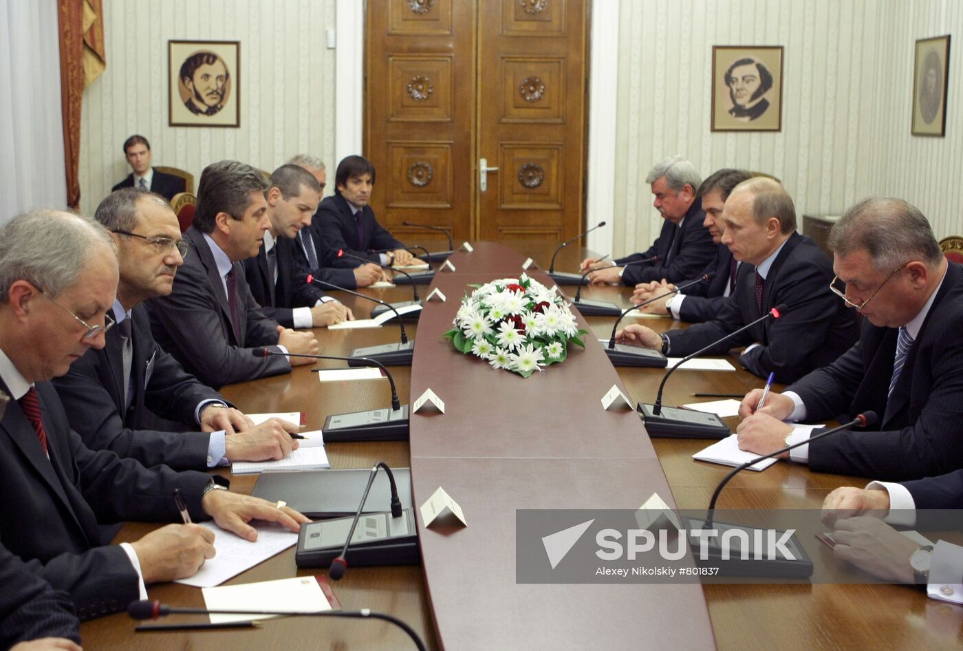 Vladimir Putin meets with Georgi Parvanov