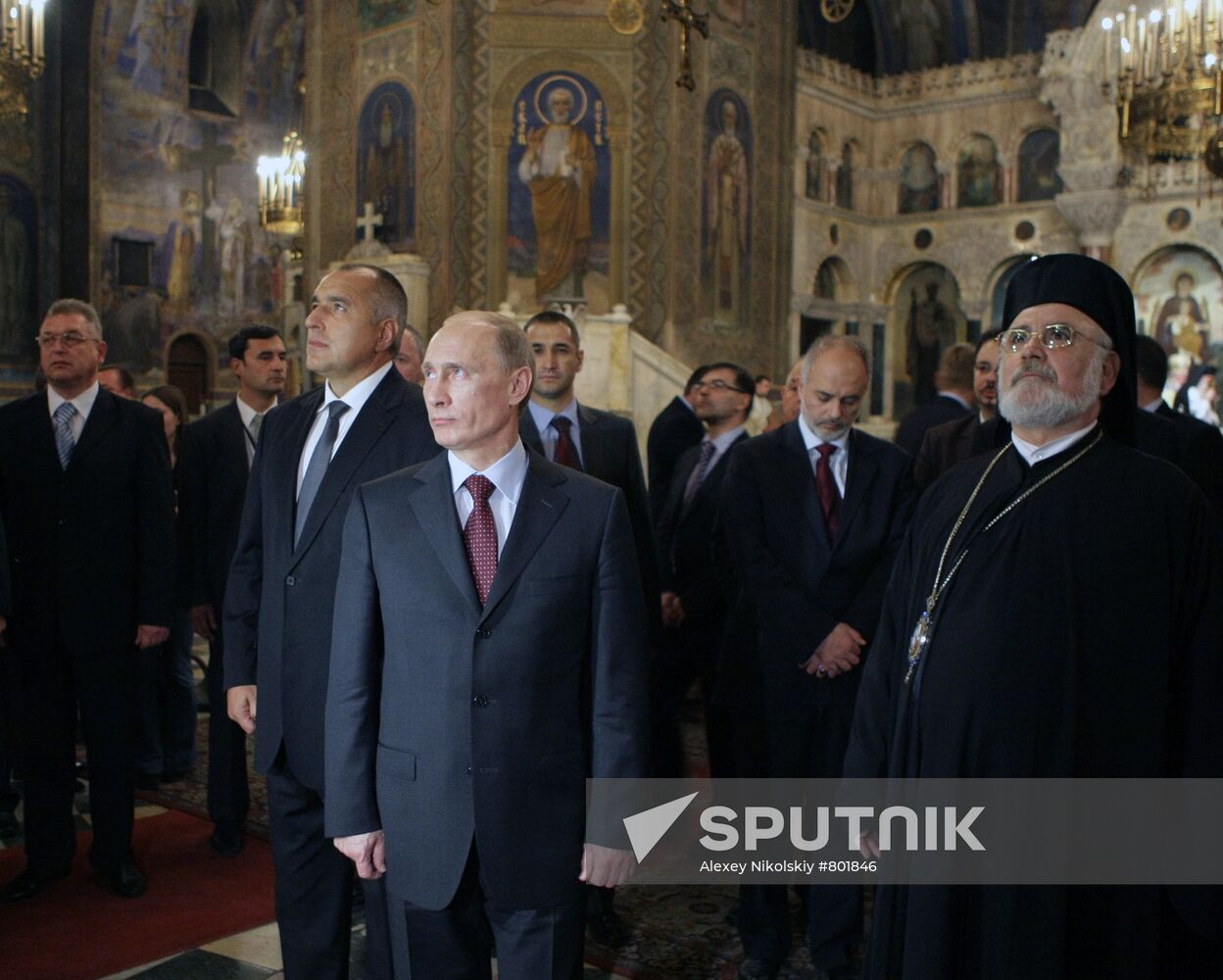 Vladimir Putin visits Alexander Nevsky Cathedral in Sofia