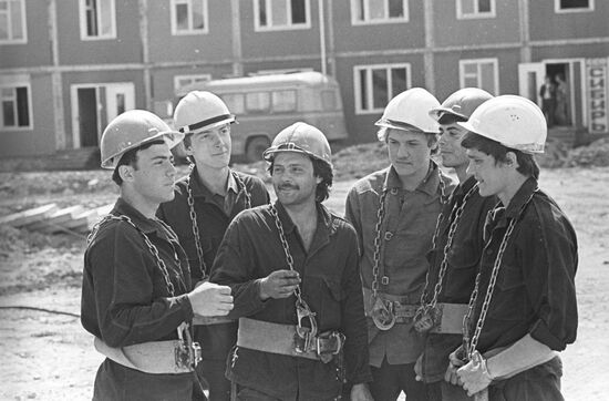 Igor Zotov's installation team