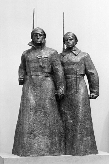 Sculptural composition "Latvian Riflemen"