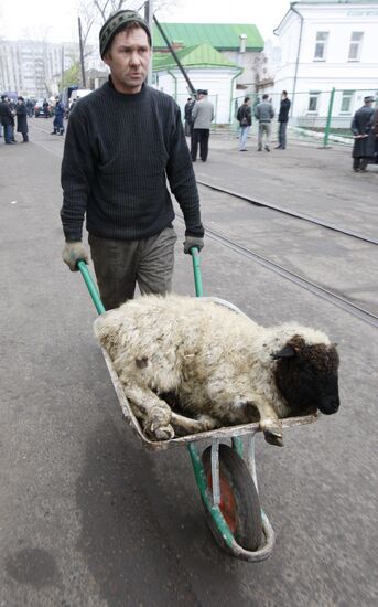 Celebrating the muslim festival Eid al-Adha in Kazan