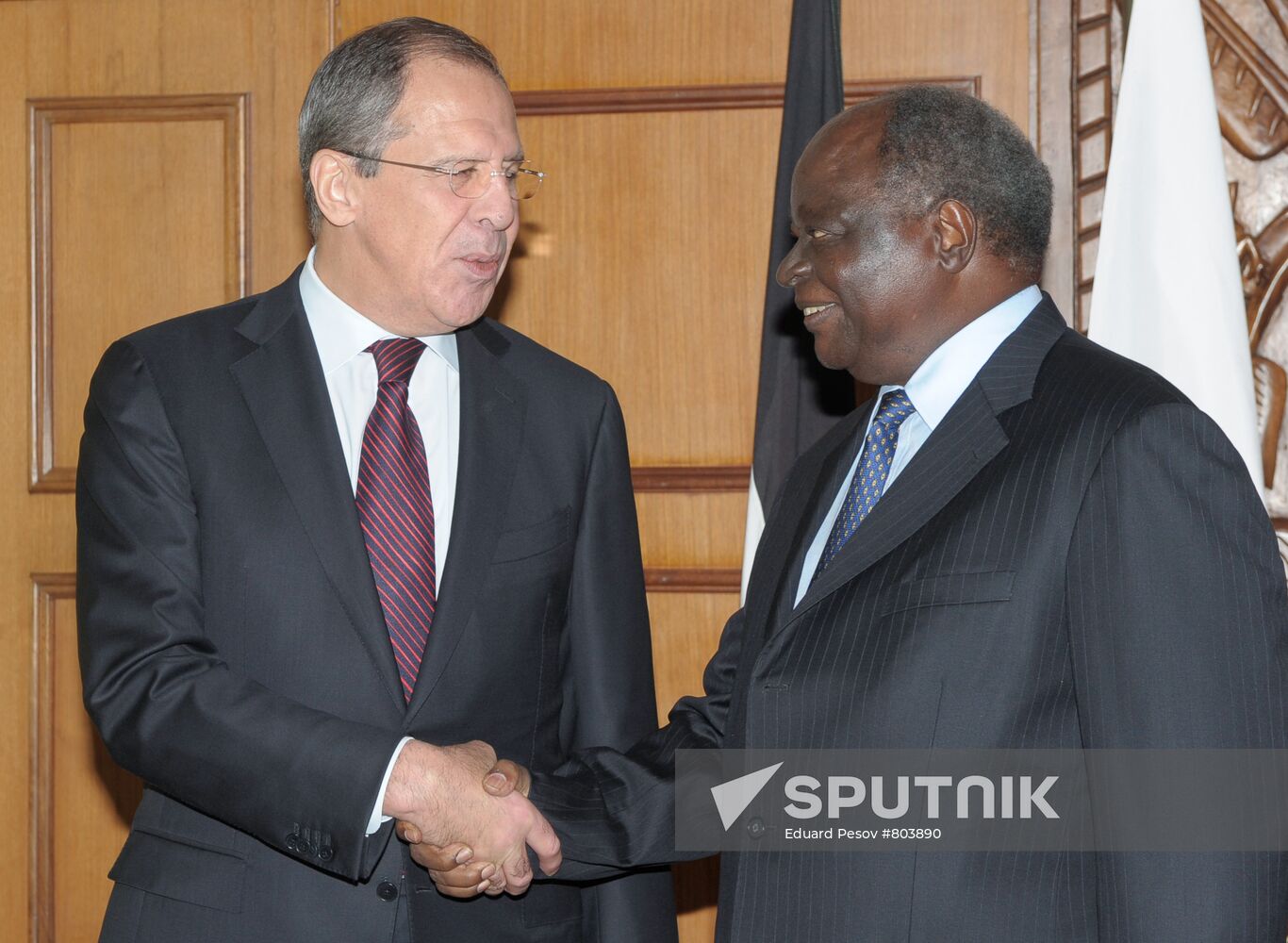 Sergei Lavrov and Mwai Kibaki