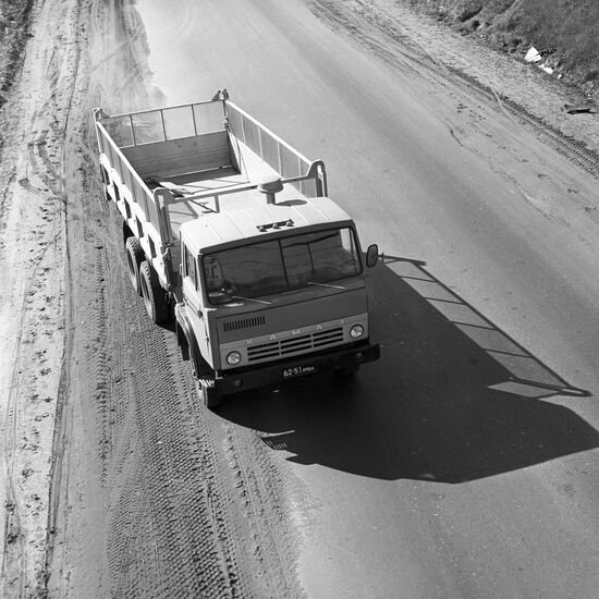 KAMAZ 55102 dump truck