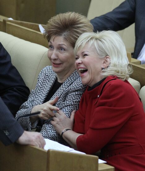 Galina Karelova, Tatyana Yakovleva