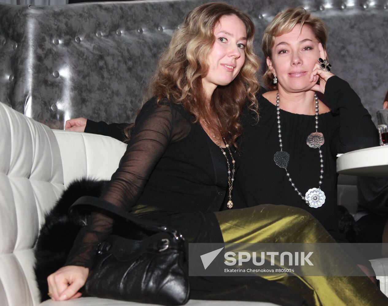 Yekaterina Polozova and Arina Sharapova