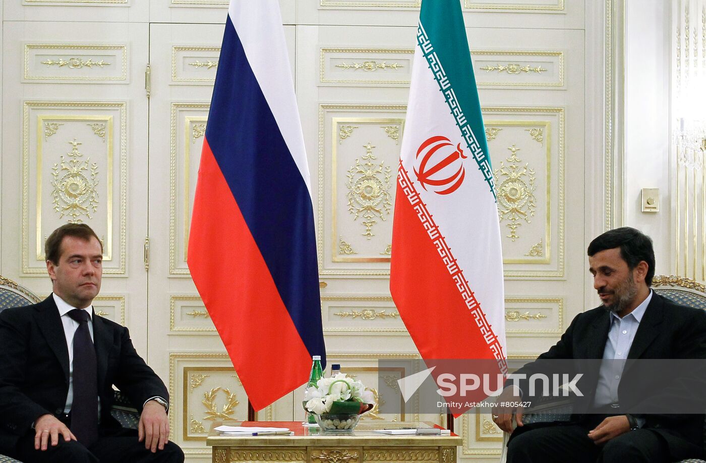 Dmitry Medvedev attends Caspian states' summit in Baku