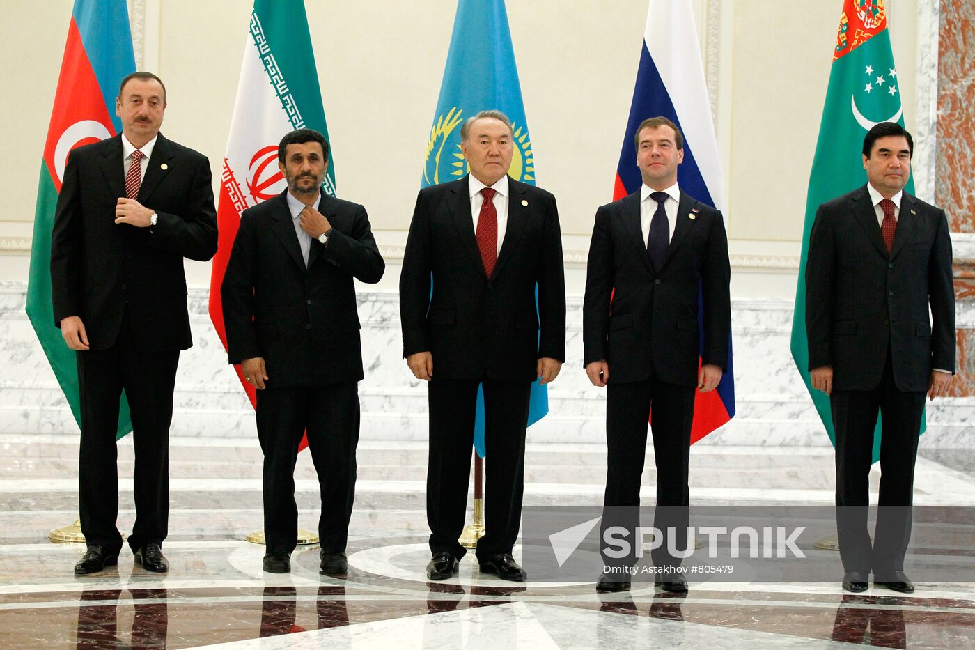 Dmitry Medvedev at Caspian states' summit in Baku
