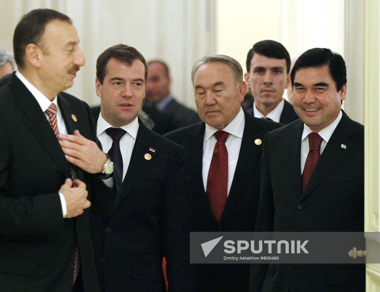 Dmitry Medvedev at Caspian states' summit in Baku