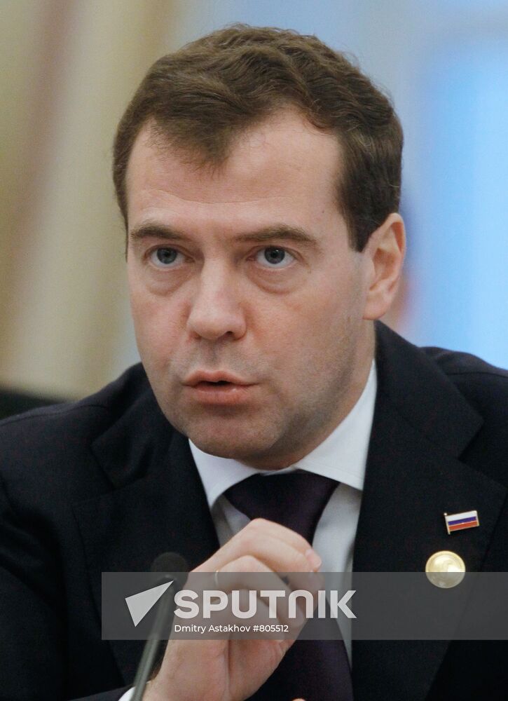 Dmitry Medvedev at Caspian states' summit in Baku