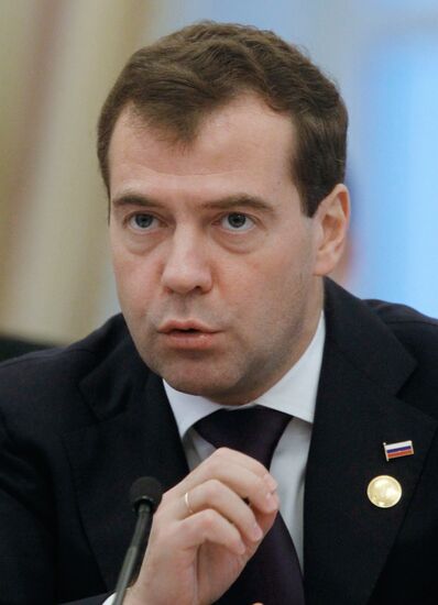 Dmitry Medvedev at Caspian states' summit in Baku