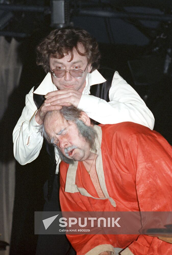 Oleg Vavilov and Vladimir Dolinsky