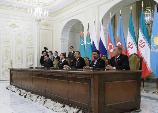 Dmitry Medvedev at Caspian states' summit in Baku