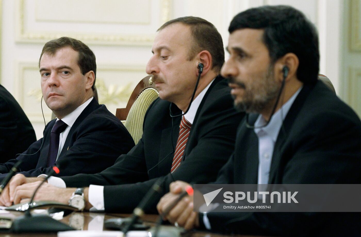 Dmitry Medvedev at Caspian states' summit in Baku