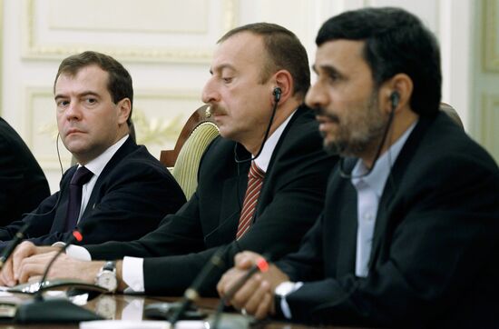 Dmitry Medvedev at Caspian states' summit in Baku