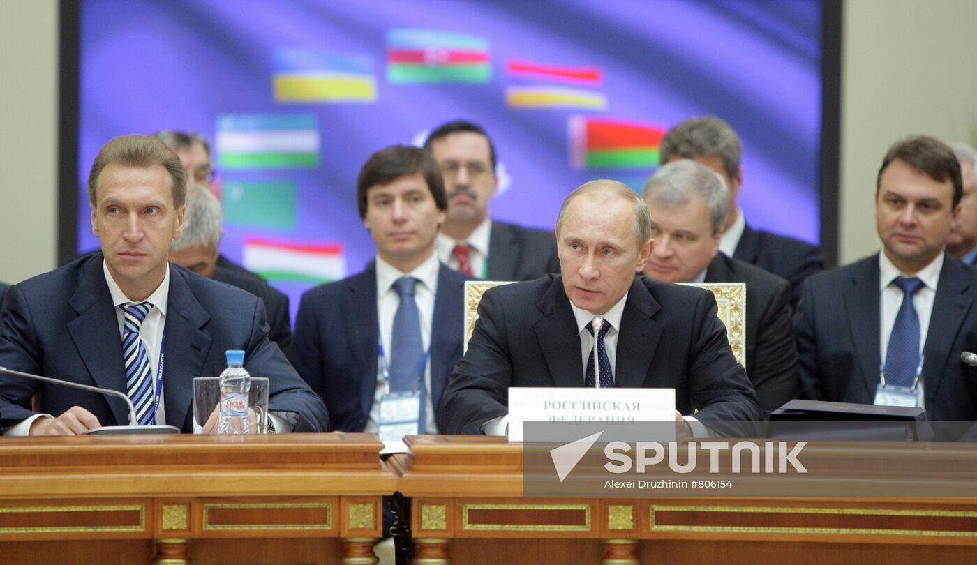 Vladimir Putin visits North-Western Federal District