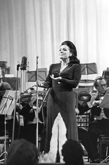 Opera singer Irina Bogacheva