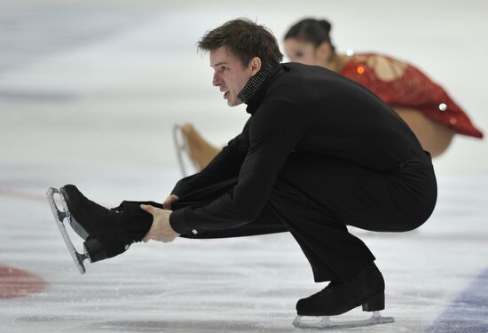 ISU Grand Prix of Figure Skating. Pairs. Short Program