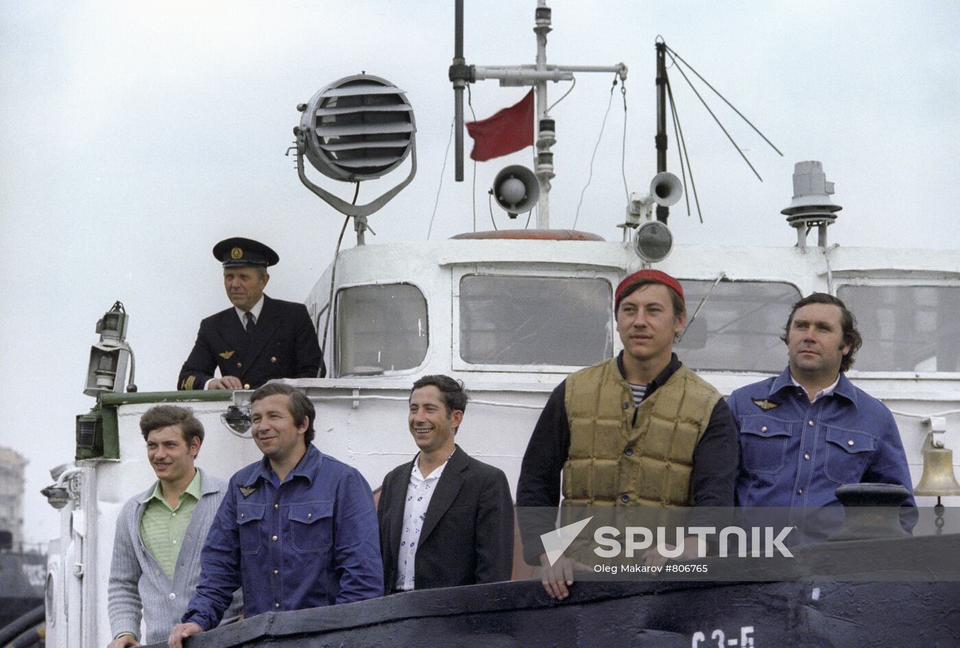 Crew of BT-600 river tugboat