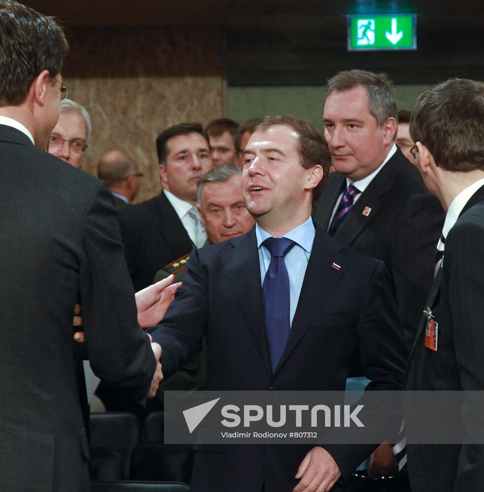 President Medvedev at Russia-NATO summit in Lisbon