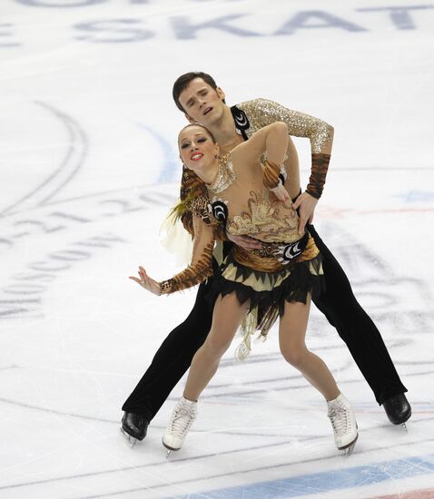 Kristina Gorshkova and Vitaly Butikov