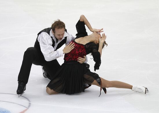 Nóra Hoffmann and Maxim Zavozin
