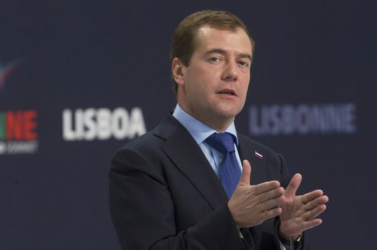 President Medvedev at Russia-NATO summit in Lisbon