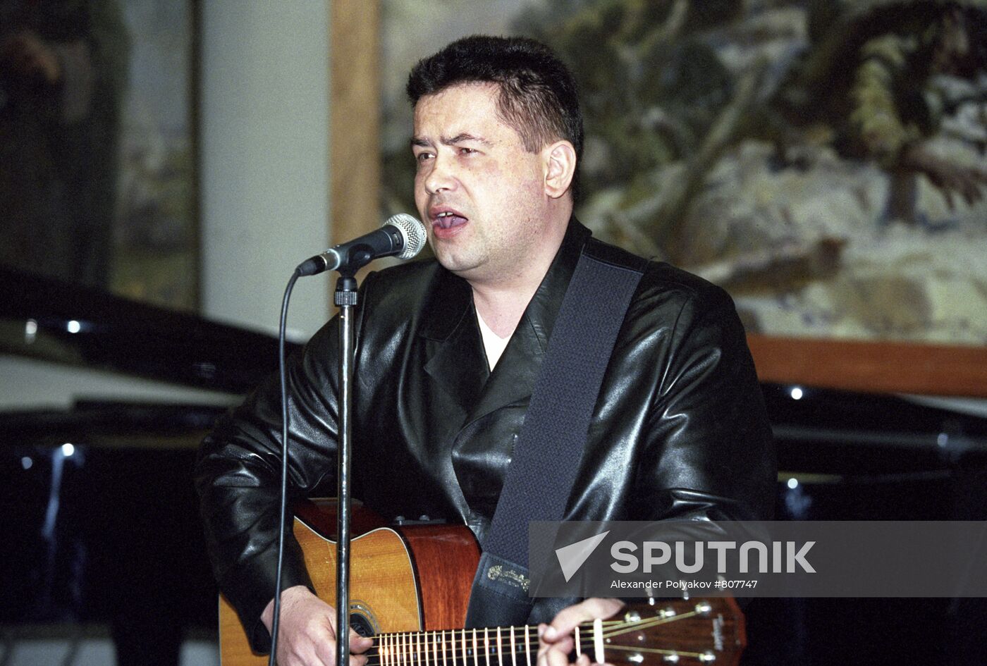 Nikolai Rastorguyev performing live