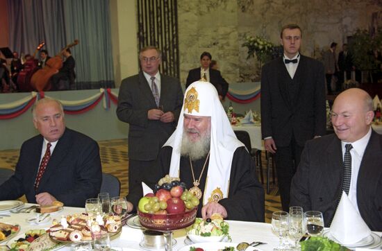 Viktor Chernomyrdin, Alexy II, and Yuri Luzhkov