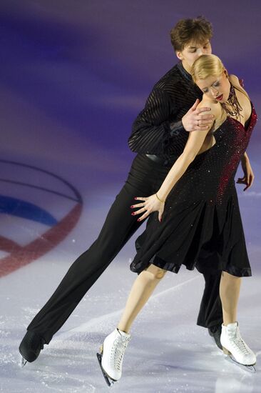 Yekaterina Bobrova and Dmitry Solovyov