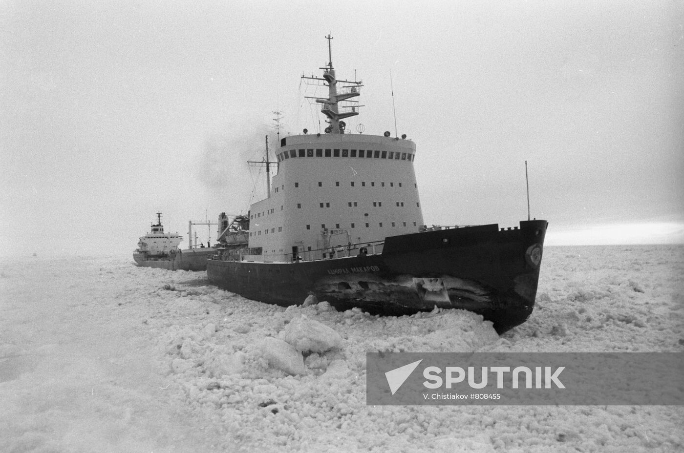 The Admiral Makarov icebreaker