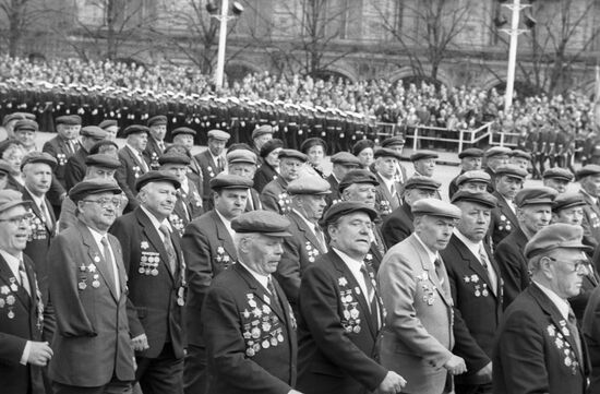 Veterans of Great Patriotic War on May 9 parade