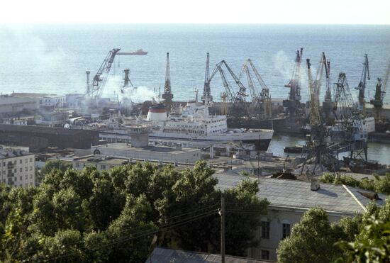 A sea freight port