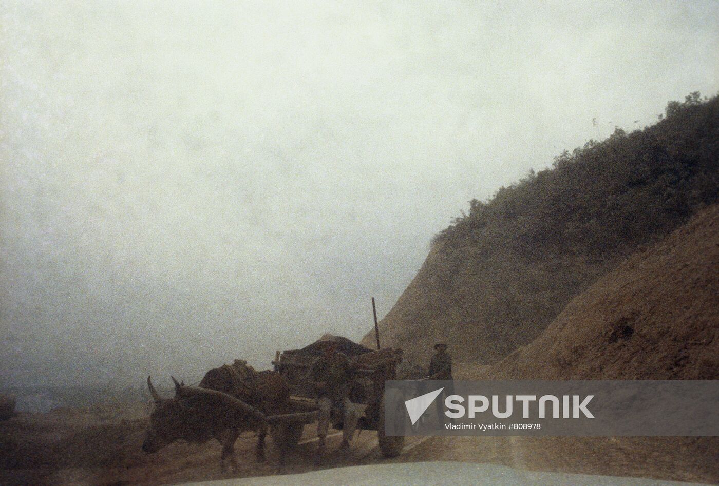 Life in Vietnam during armed conflict with China
