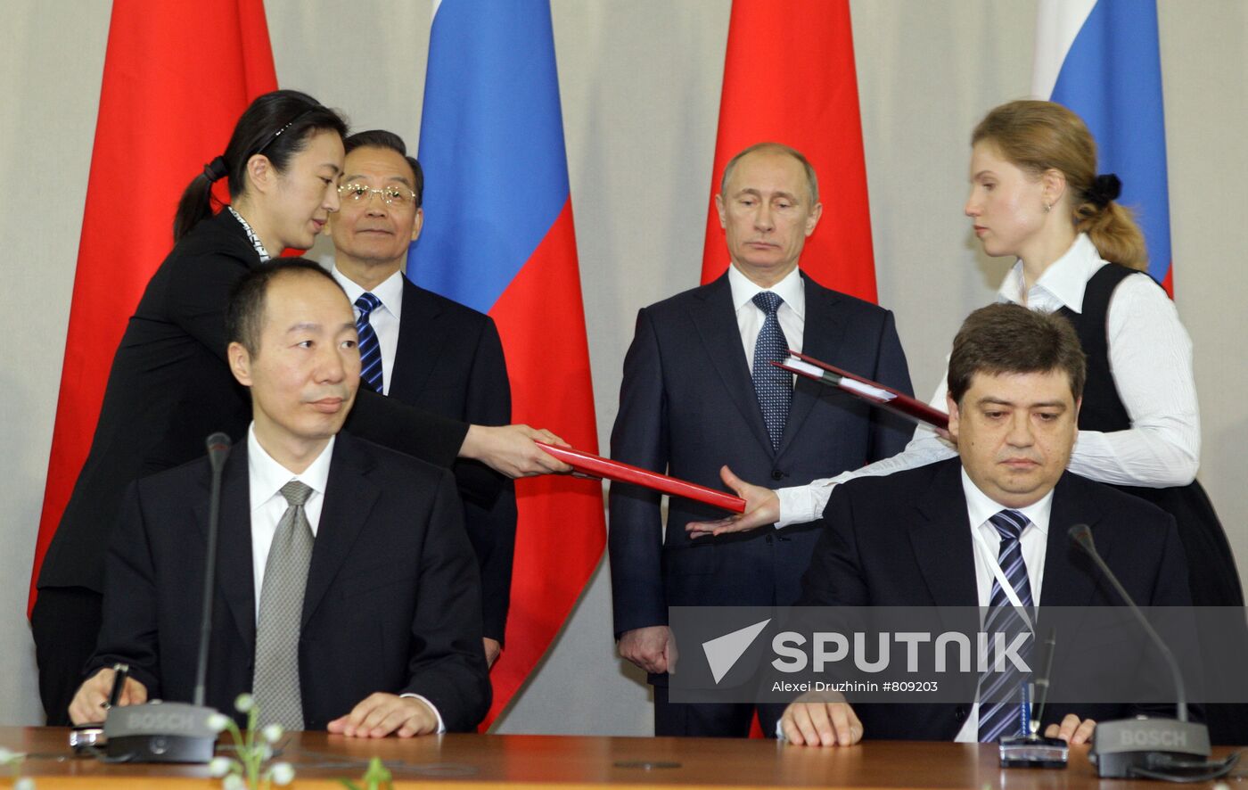 Vladimir Putin visits North-western Federal District