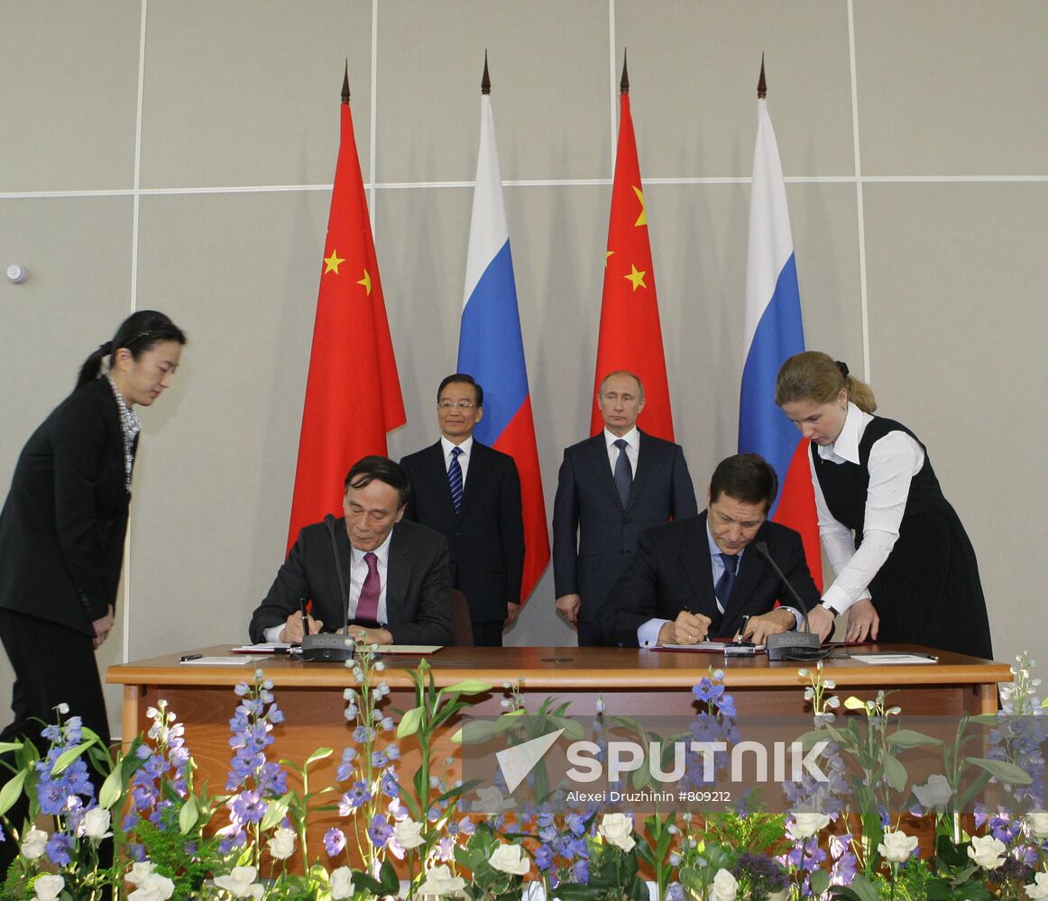 Vladimir Putin visits North-western Federal District