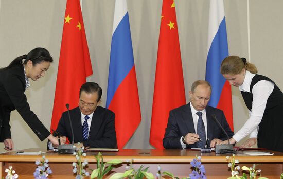 Vladimir Putin visits North-western Federal District